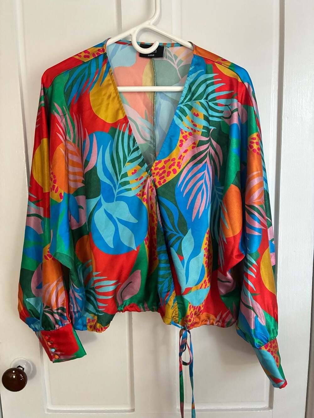 VICI Women's Multi-Color Tropical Leaf Print V-Neck Long Sleeve Blouse